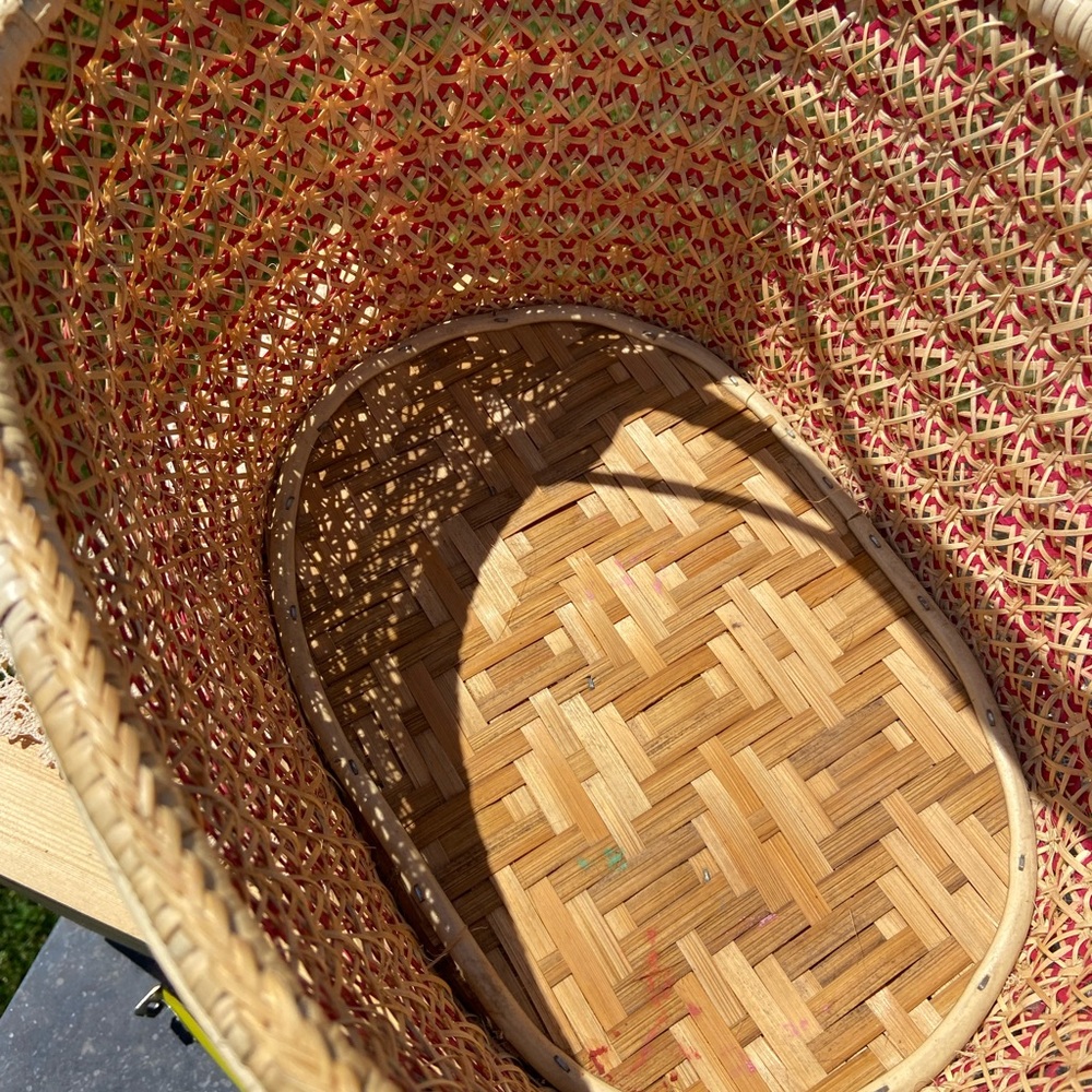 Amazing Rattan Basket - Picture 3 of 8